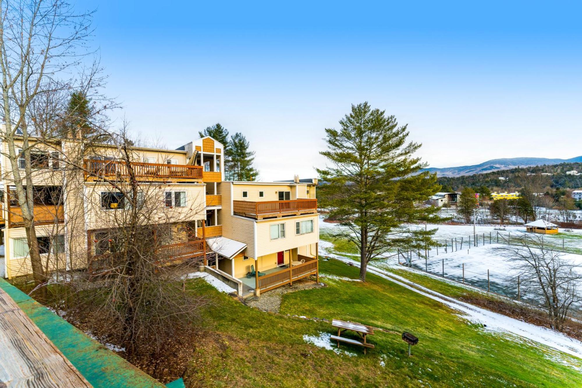 Mountainside Resort IV ストー 部屋 写真